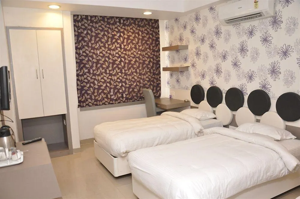 Nirvana Hotel Varanasi