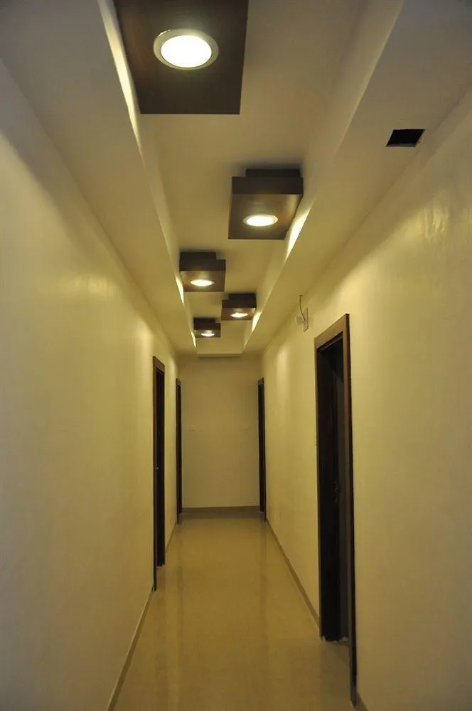 Nirvana Hotel Varanasi
