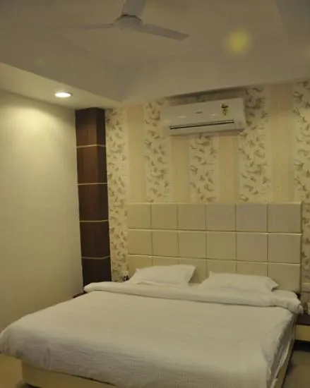 Nirvana Hotel Varanasi