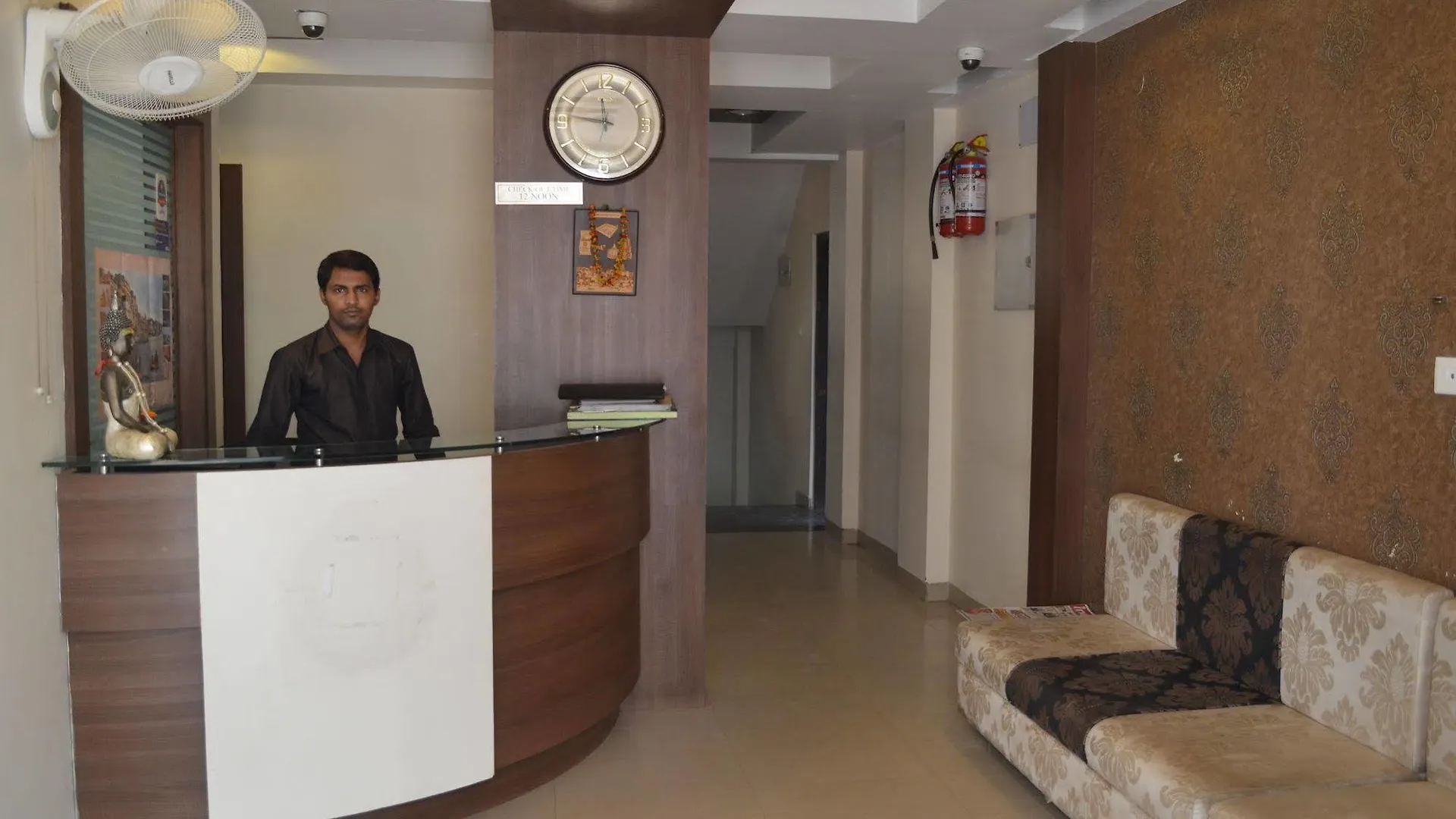 Nirvana Hotel Varanasi 3*,  India