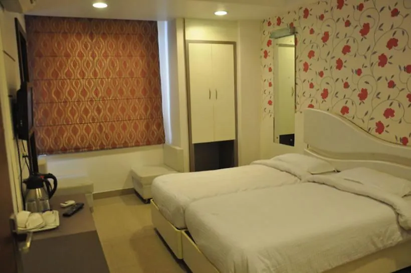 Nirvana Hotel Varanasi