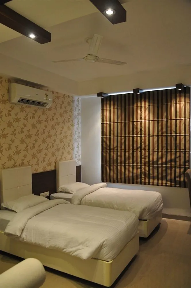 Nirvana Hotel Varanasi